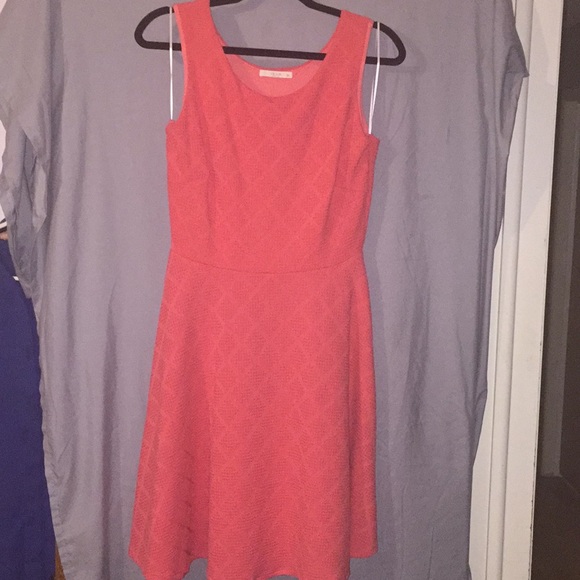 Spring dress - Picture 1 of 3